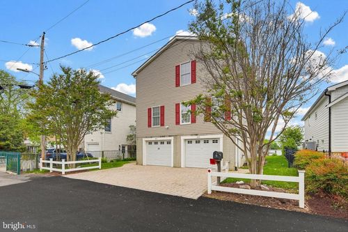 3641 Branhum Rd, EDGEWATER, MD, 21037-3532 | Card Image