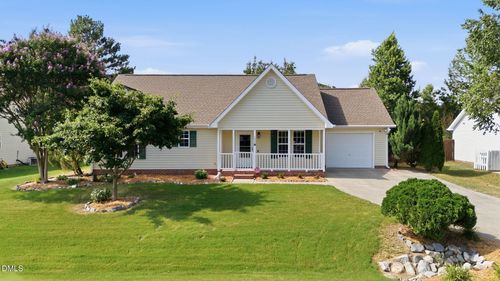 1333 E Stone Arch Dr, Fuquay Varina, NC, 27526-5338 | Card Image