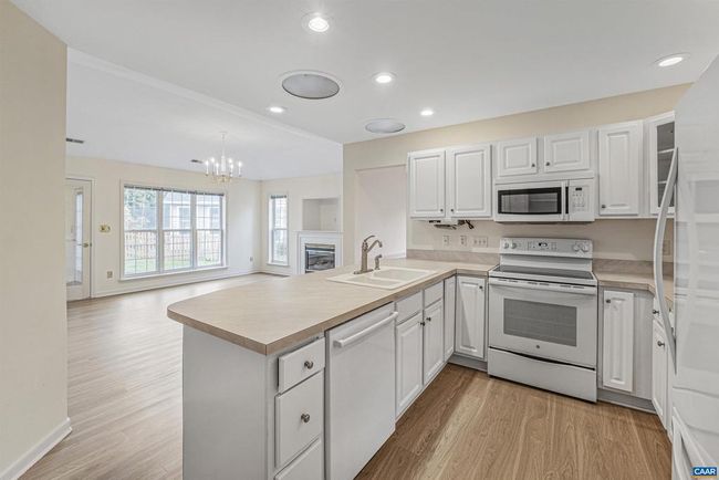 1054 Autumn Hill Ct, House other with 3 bedrooms, 2 bathrooms and null parking in CROZET VA | Image 9