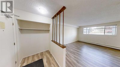 303 - 9807 108 Ave, Home with 2 bedrooms, 1 bathrooms and null parking in Grande Prairie AB | Image 2