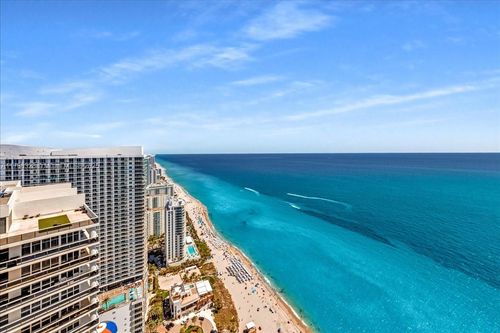 lph4910-1830 S Ocean Dr, Hallandale Beach, FL, 33009-7696 | Card Image