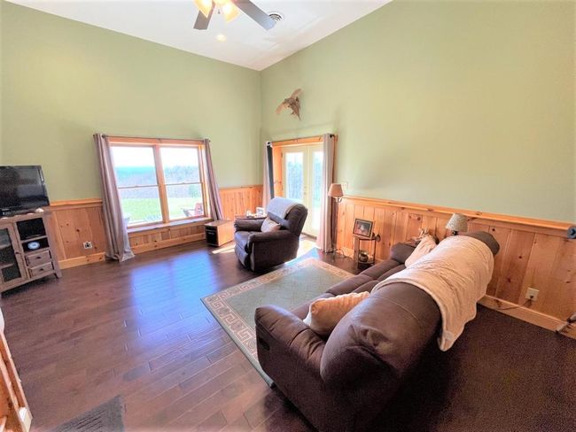 198 F S T Ln, House other with 3 bedrooms, 3 bathrooms and null parking in Fancy Gap VA | Image 25