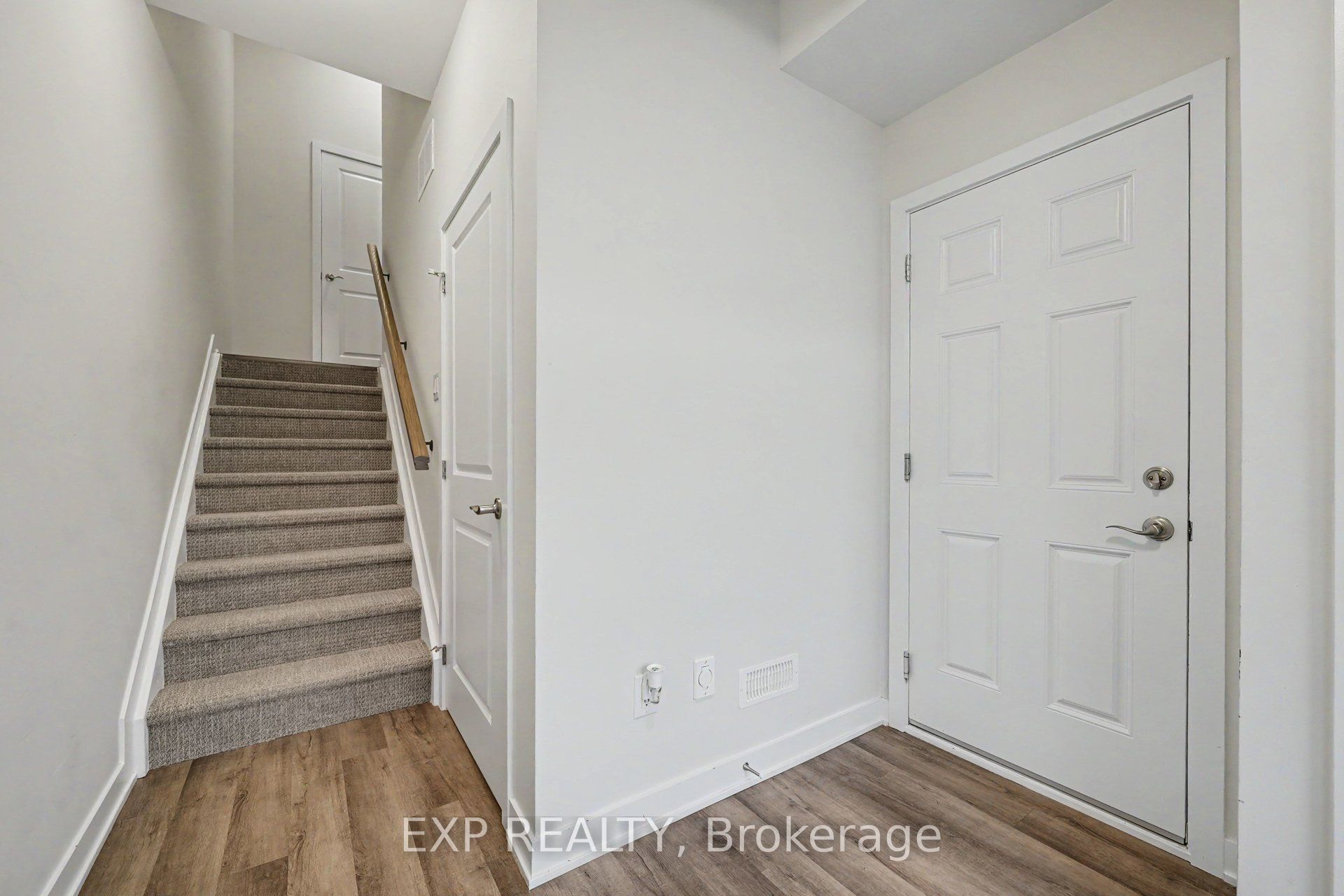 Residential Lease in Blossom Park - Airport and Area 4