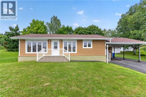 1535 Des Pionniers Ave, Balmoral, NB, E8E1B9 | Card Image