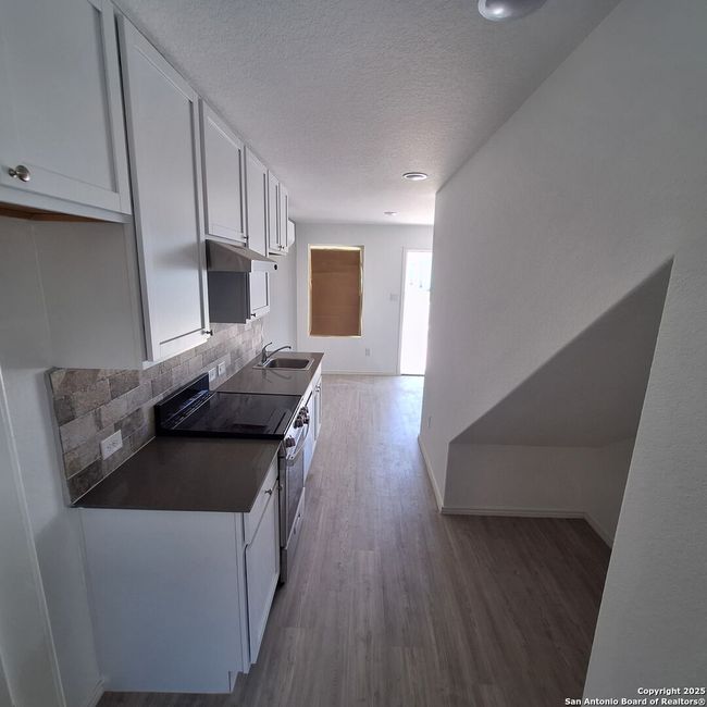 7808 Elm Run, House other with 2 bedrooms, 2 bathrooms and null parking in San Antonio TX | Image 11