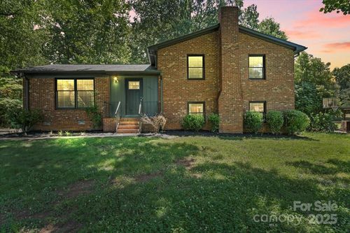 1510 Sansberry Rd, Charlotte, NC, 28262-4936 | Card Image