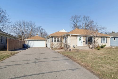 7220 Park Ave, Richfield, MN, 55423-3230 | Card Image