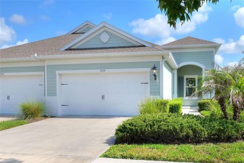 13529 Circa Crossing Dr, LITHIA, FL, 33547-4351 | Card Image