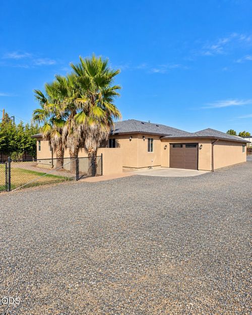 169 Oak Grove Rd, Medford, OR, 97501-2143 | Card Image