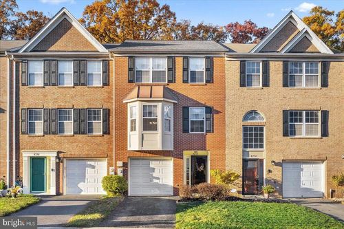 8232 Dellwood Ct, GLENARDEN, MD, 20706-1779 | Card Image