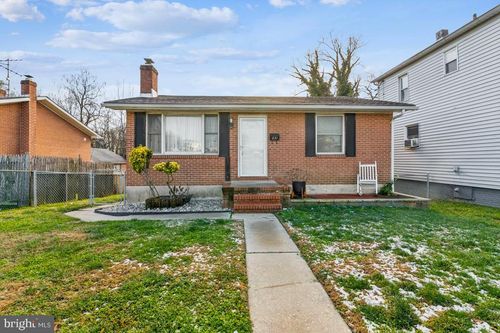 231 Riverview Ave, DUNDALK, MD, 21222-4215 | Card Image