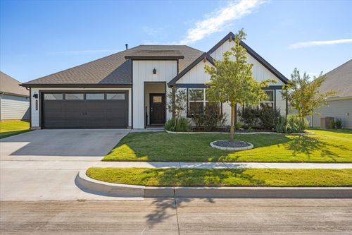 4119 Cornerstone Cir, Granbury, TX, 76048-1487 | Card Image