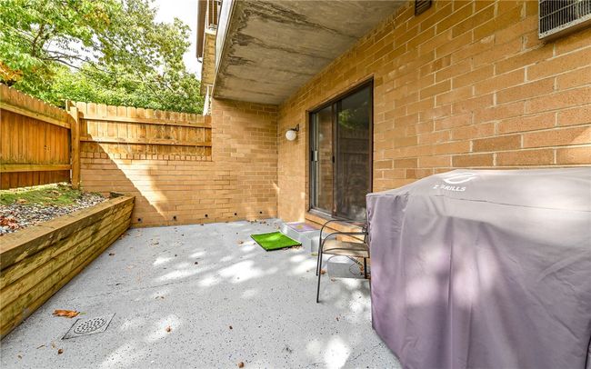 APT-1 - 250 Waverly Ave, Condo with 2 bedrooms, 2 bathrooms and null parking in West View PA | Image 19