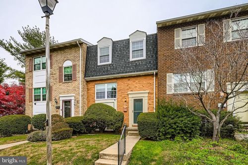 11 Grand Valley Ct, COCKEYSVILLE, MD, 21030-4008 | Card Image