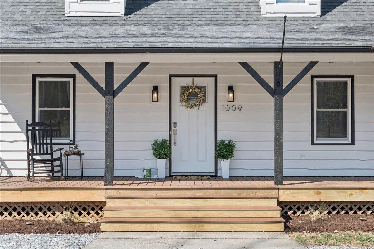 Residential in Huddleston 5