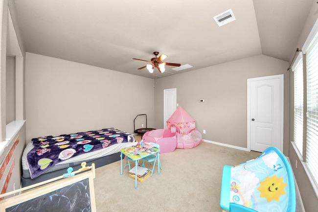 6810 Hunters Trace Ln, House other with 3 bedrooms, 3 bathrooms and 2 parking in Baytown TX | Image 25