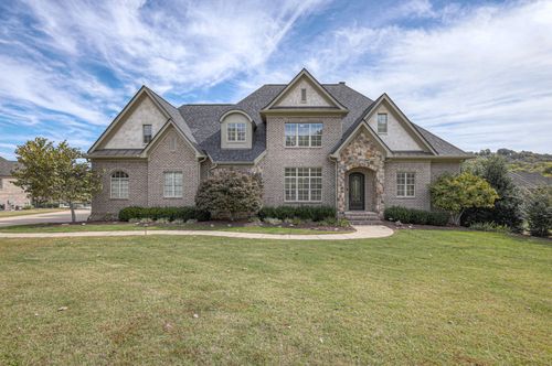 8201 Penn Way Ct, Franklin, TN, 37064-7630 | Card Image