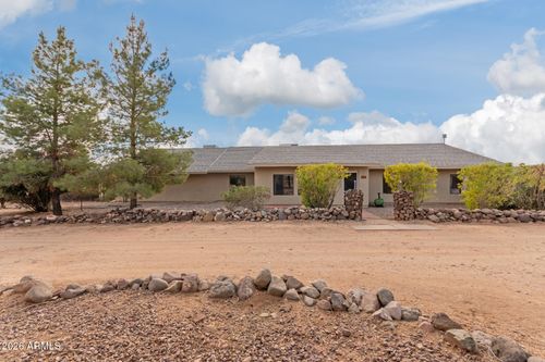 313 W Saddle Mountain Rd, Desert Hills, AZ, 85086-8918 | Card Image