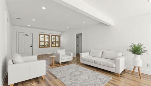 14433 S Cahita Ave, Compton, CA, 90220-1217 | Card Image