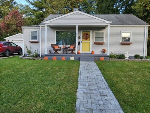 408 Wood St, Ellwood City, PA, 16117-1249 | Card Image