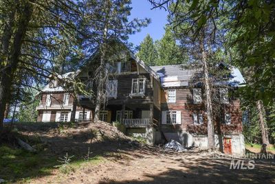 1020 Miracle Lane, Home with 20 bedrooms, 16 bathrooms and 20 parking in McCall ID | Image 3