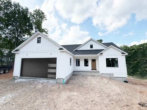 305 Lincoln St, Berlin, CT, 06037-1241 | Card Image