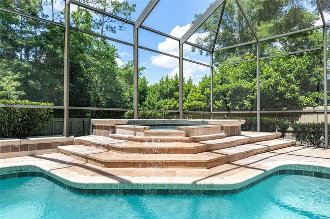 STUNNING SPA WITH WATER SPILL OVER | Image 64