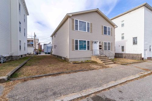 570 Montgomery St, Manchester, NH, 03102-3525 | Card Image