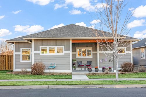 742 Ne Union Loop, Prineville, OR, 97754-3213 | Card Image