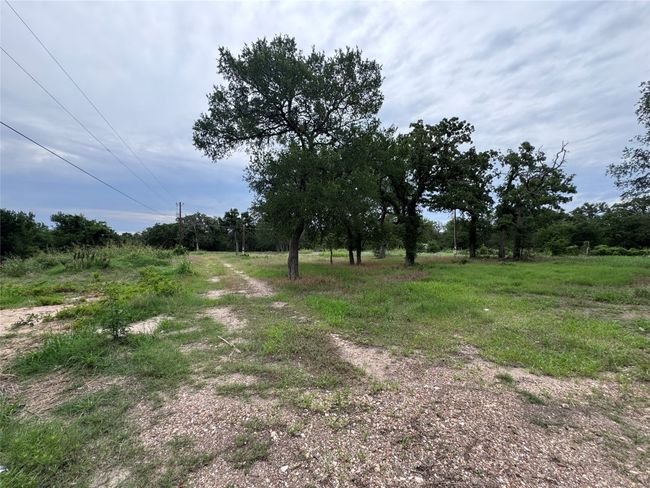 161 Fm 1209, Home with 0 bedrooms, 0 bathrooms and 8 parking in Cedar Creek TX | Image 7
