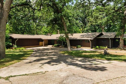 1750 E Ridge Rd, Beloit, WI, 53511-3913 | Card Image