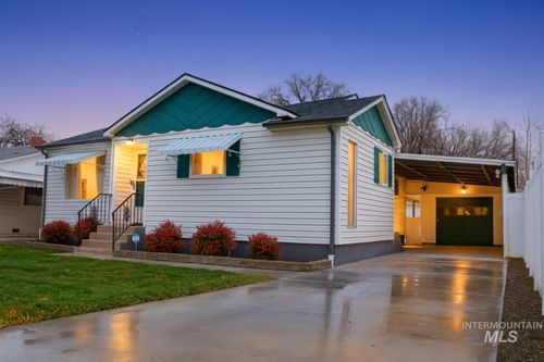 720 S Diamond St, Nampa, ID, 83686-5531 | Card Image