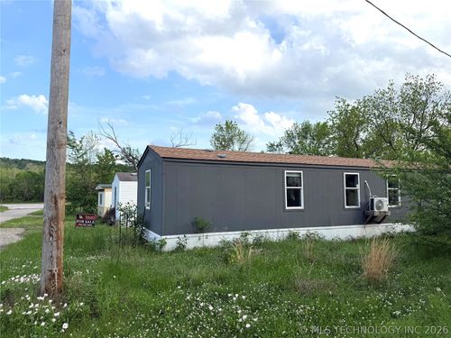614 Hughes St, Stringtown, OK, 74569 | Card Image