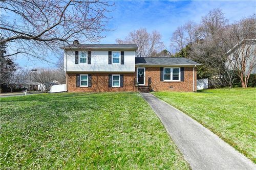 6108 Arcadia Dr, Greensboro, NC, 27410-3214 | Card Image