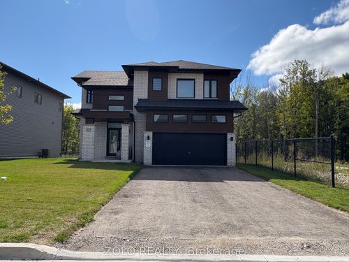 3163 Searidge Street, Severn, ON, L3V8R1 | Card Image