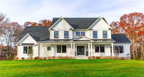 4 Amore Rd, Warwick, RI, 02886-8216 | Card Image