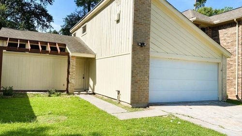 11231 Glenforest Dr, Montgomery, TX, 77356-5506 | Card Image