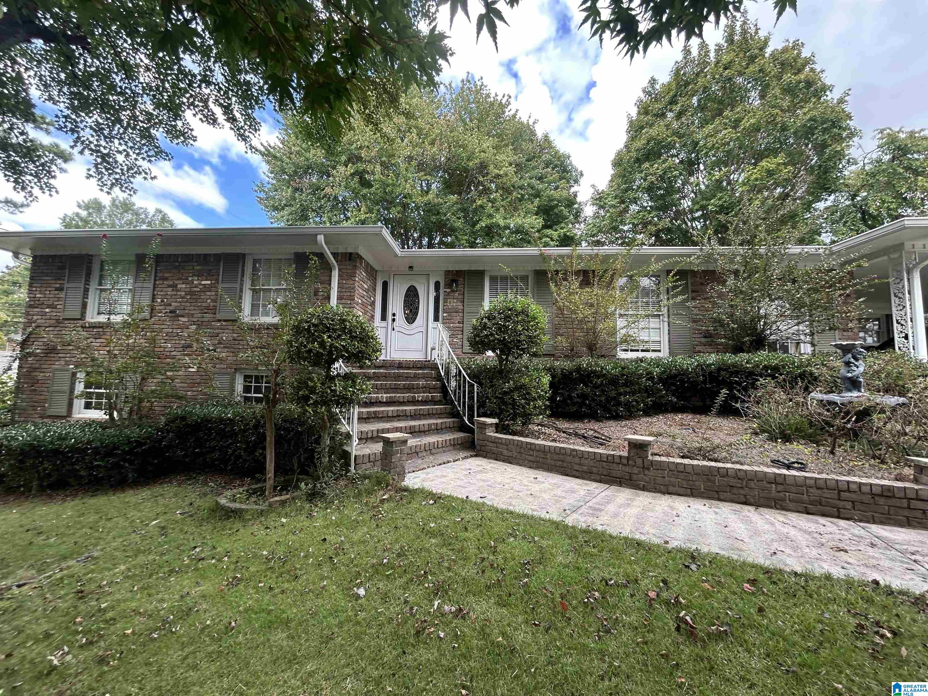 Canton Rd, Vestavia Hills, AL 35216