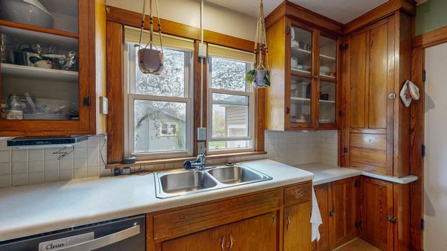 Kitchen | Image 11