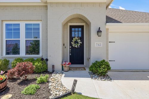 712 Swift Street, Northlake, TX, 76247 | Card Image