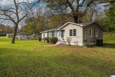 5720 33 Rd Street, House other with 4 bedrooms, 2 bathrooms and null parking in FULTONDALE AL | Image 2