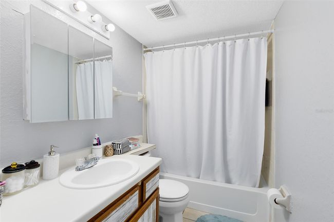 APT-207 - 5255 Images Cir, Condo with 2 bedrooms, 2 bathrooms and null parking in KISSIMMEE FL | Image 11