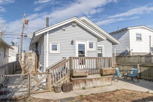 612 Wisteria Rd, Atlantic City, NJ, 08401-1326 | Card Image