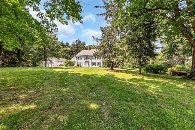 1800 Hassam Rd, House other with 4 bedrooms, 4 bathrooms and 4 parking in Coraopolis PA | Image 10