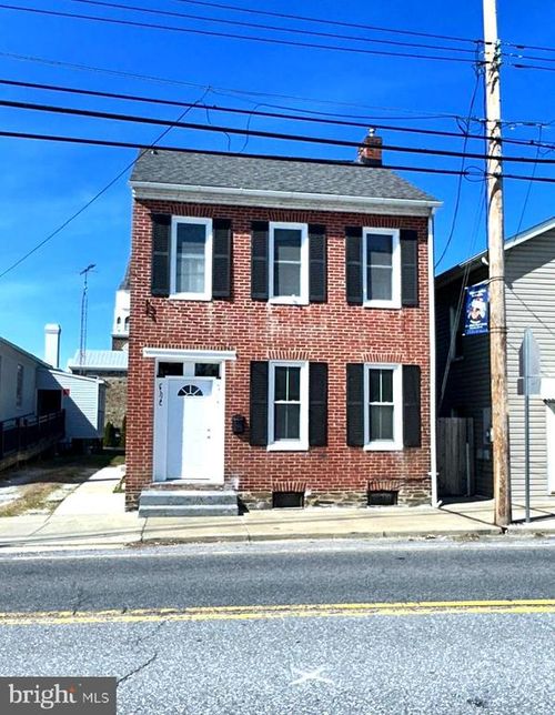 111 N Seton Ave, EMMITSBURG, MD, 21727-9124 | Card Image