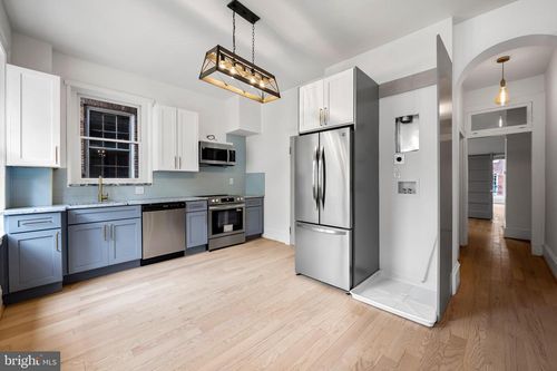 1-1202 Bolton St, BALTIMORE, MD, 21217-4108 | Card Image