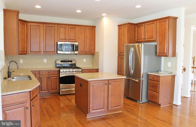 12652 Aubrey Glen Ter, Townhouse with 3 bedrooms, 4 bathrooms and null parking in WOODBRIDGE VA | Image 6