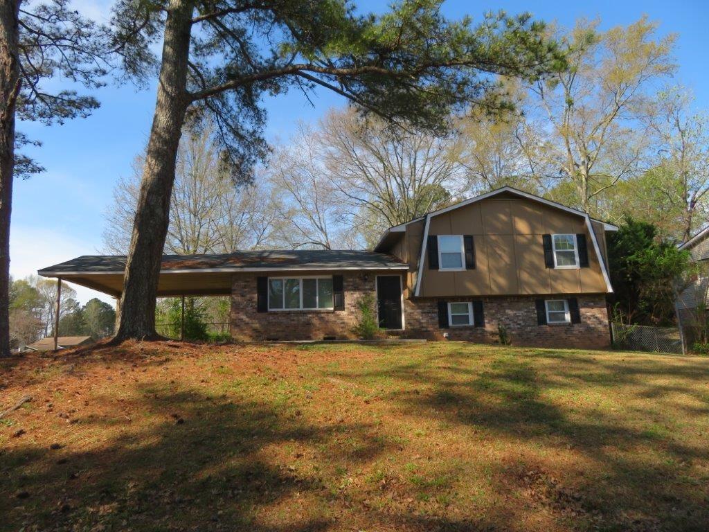 Meridian Dr, Riverdale, GA 30274