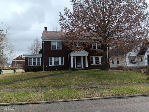 3305-3305 Idlewood Ave, Youngstown, OH, 44511-3139 | Card Image