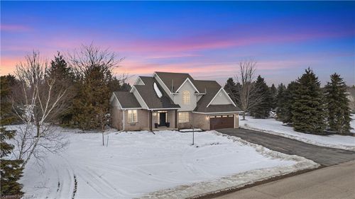 25 Brian Dr, Burford, ON, N0E1A0 | Card Image
